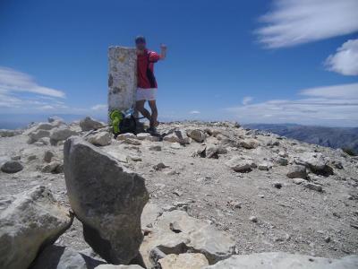 DESCANSO ACTIVO II: SUBIDA A LA SAGRA 2383 M.